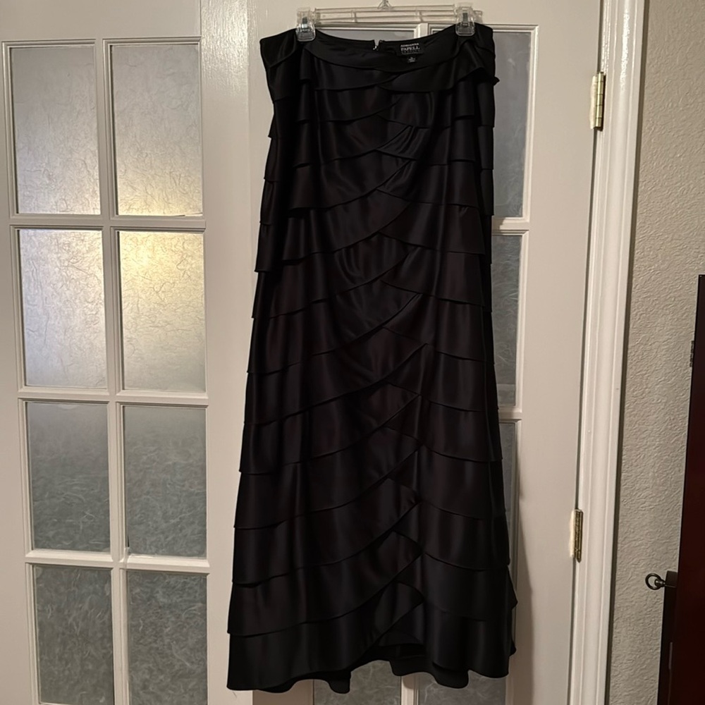 Adrianna Papell Evening Essentials Long Skirt Sz16 Black - Picture 1 of 5